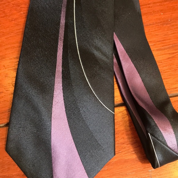 Silk and Polyester Ties Bundle - Picture 3 of 13